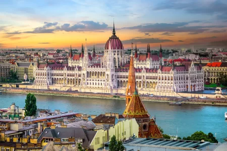 Orta Avrupa Budapeşte-Viyana-Prag Turu 7 Gece